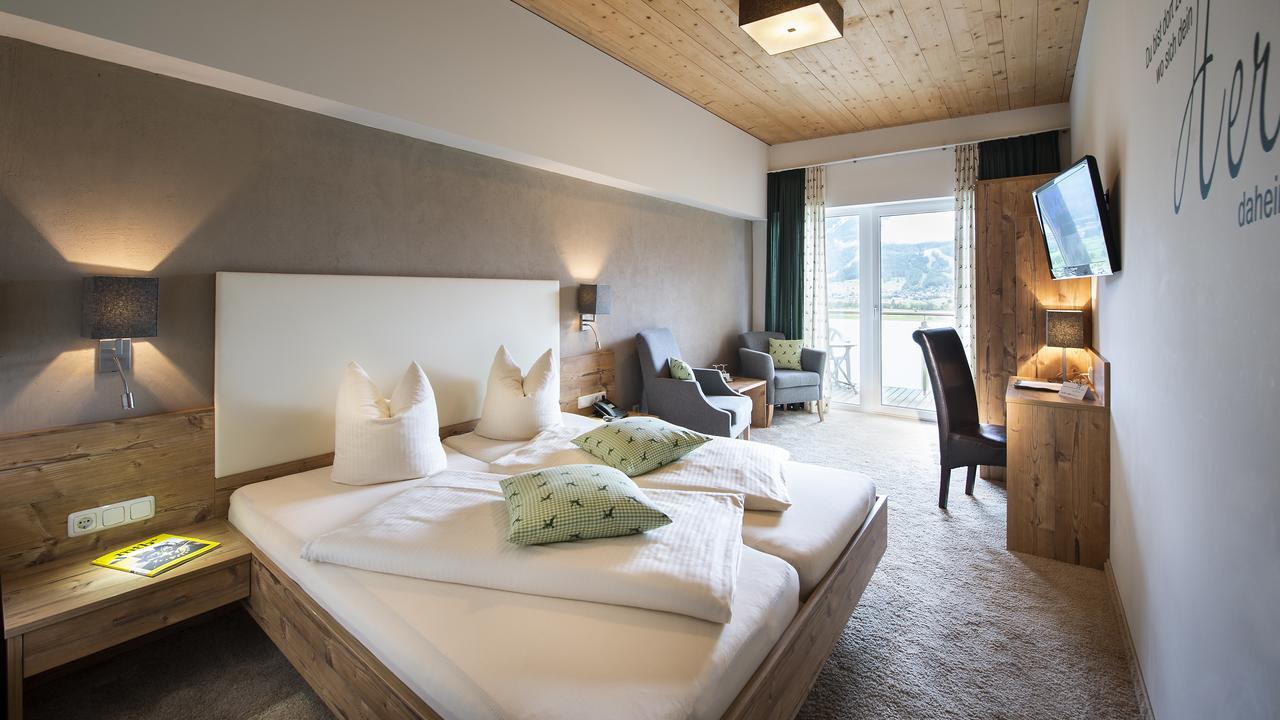 Hotel Hubertushof Lermoos Esterno foto